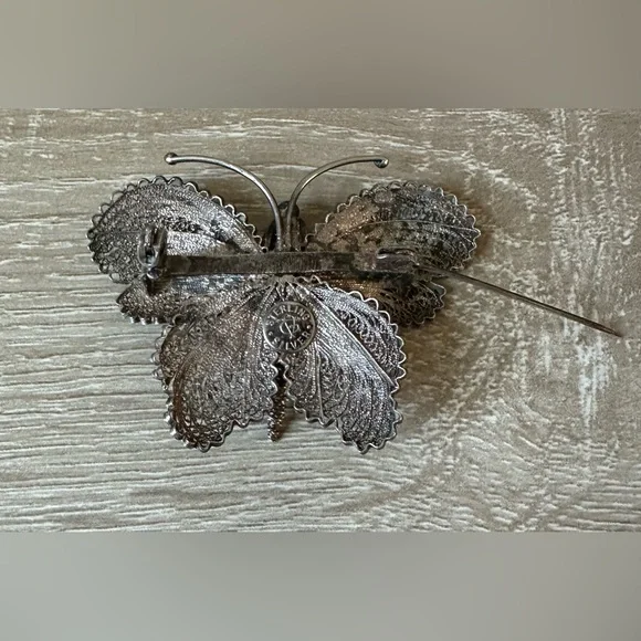 Vintage Butterfly Lace Sterling Brooch Pin - Picture 2 of 4